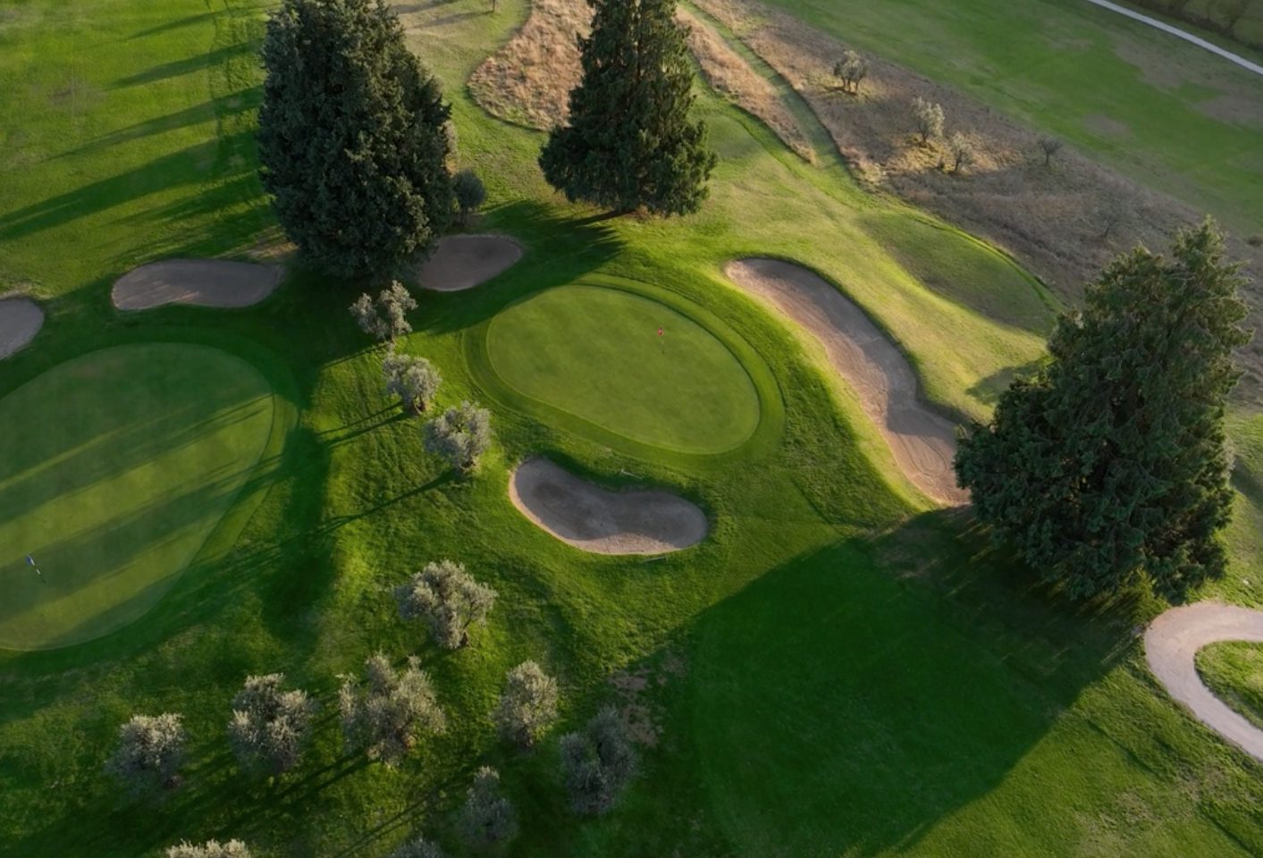 Sunberry-Golf-Club-18-Hole